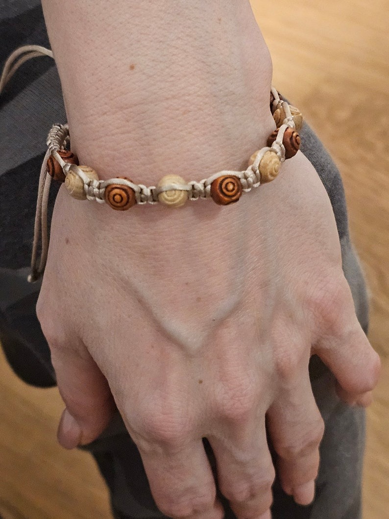 Cross Bracelets Adjustable Beige Rope Bracelet with Olive Wood Beads, Unisex Jewelry for Faith and Style Gift - Image 3
