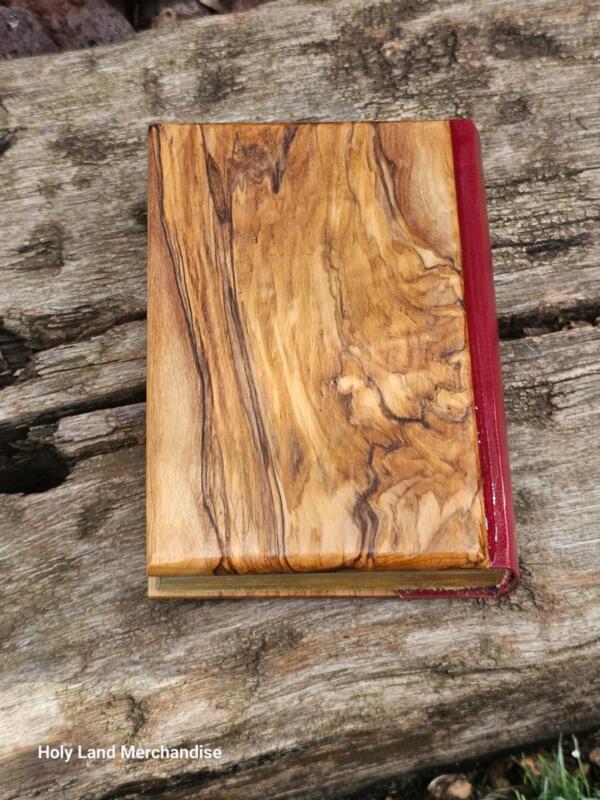 Personalized engraving Pocket bible Travel bible, special dates (like baptism or wedding) or favorite verses personalized bible - Image 5
