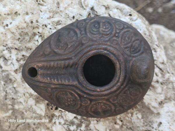 Handcrafted Clay Oil Lamp – Ancient-Style Holy Land Replica with Decorative Symbols Ste - Image 2