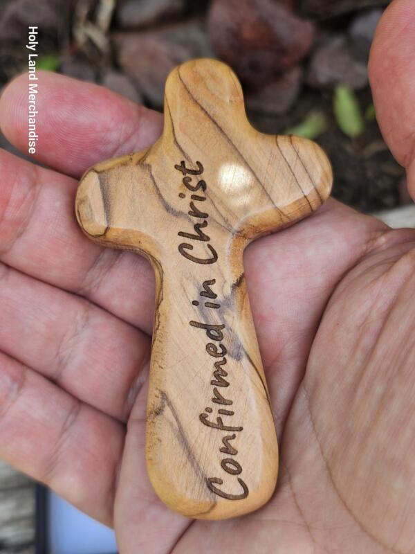 Confirmation Gift Set — Olive-Wood Comfort Cross “Confirmed in Christ” + Dove Cross Pendant & Laser-Engraved Blessing Card - Image 4